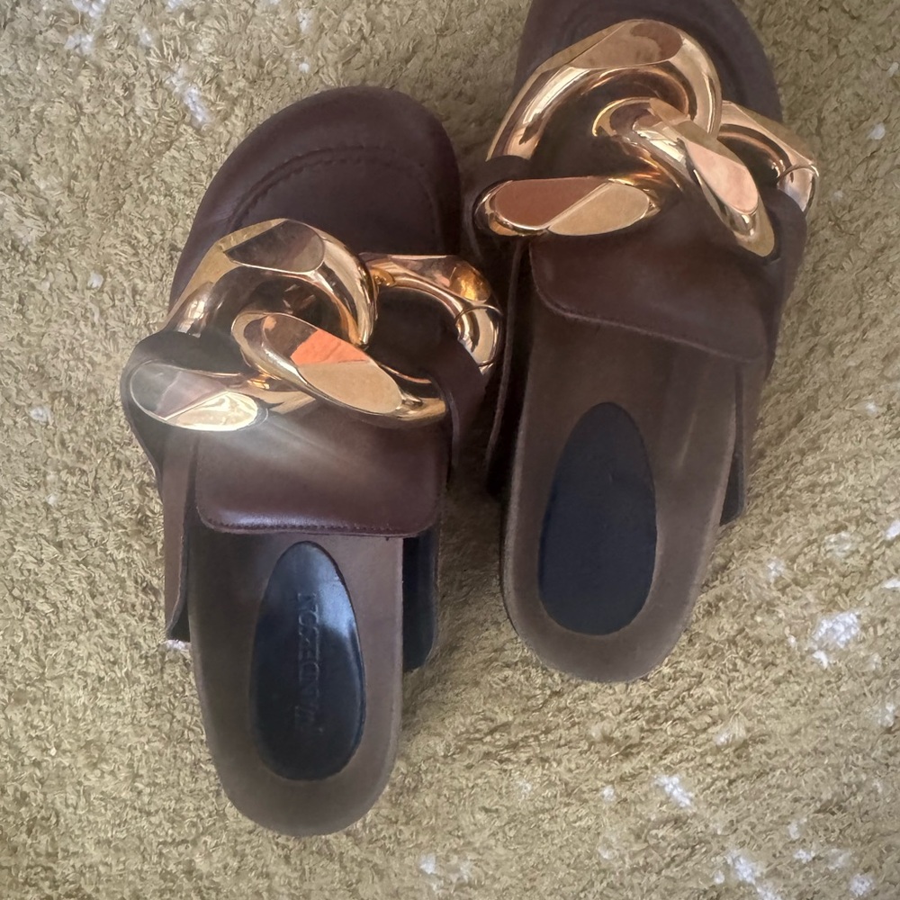 JW Anderson
chain leather mules size 10